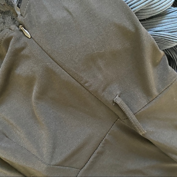 ECI New York slinky stretch black lace back jumpsuit - NWT - Picture 7 of 9